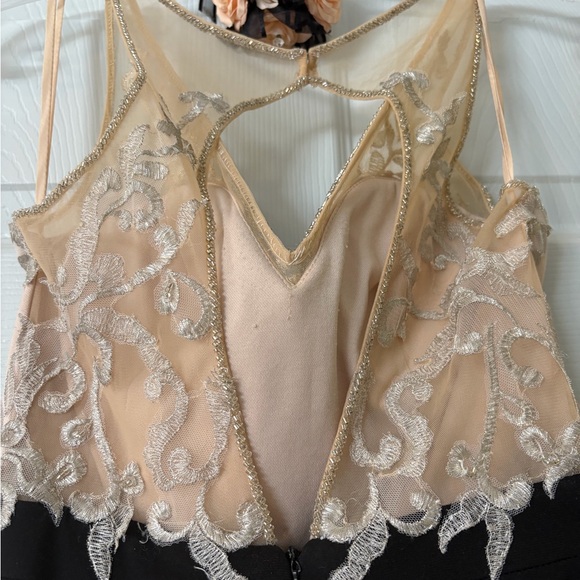 Graduation Gown - Picture 3 of 9